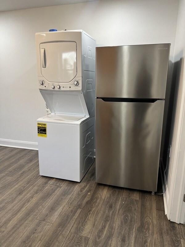 Building Photo - 426 N 62nd St