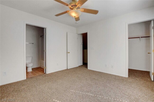 Building Photo - 2576 Velez Valley Way