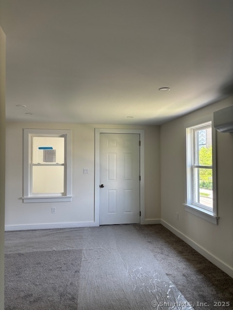 Building Photo - 70 Dyke Ln