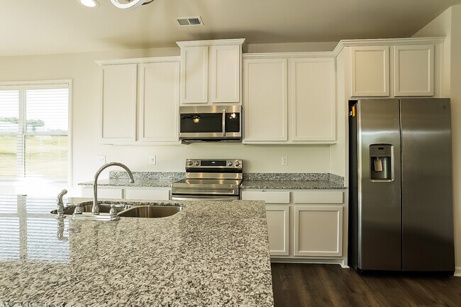 Building Photo - 846 Delta Ln