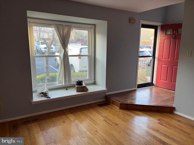 Primary Photo - 3105 Trinity Ct