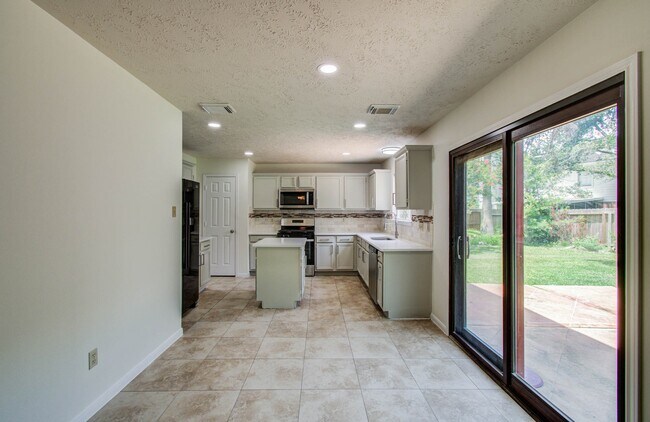 Building Photo - 3746 Havenmoor Pl