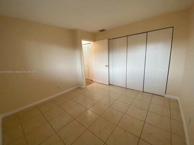 Building Photo - 6890 Royal Palm Blvd