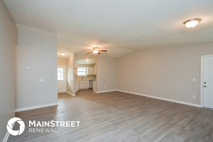 Building Photo - 5586 Mallard Trail