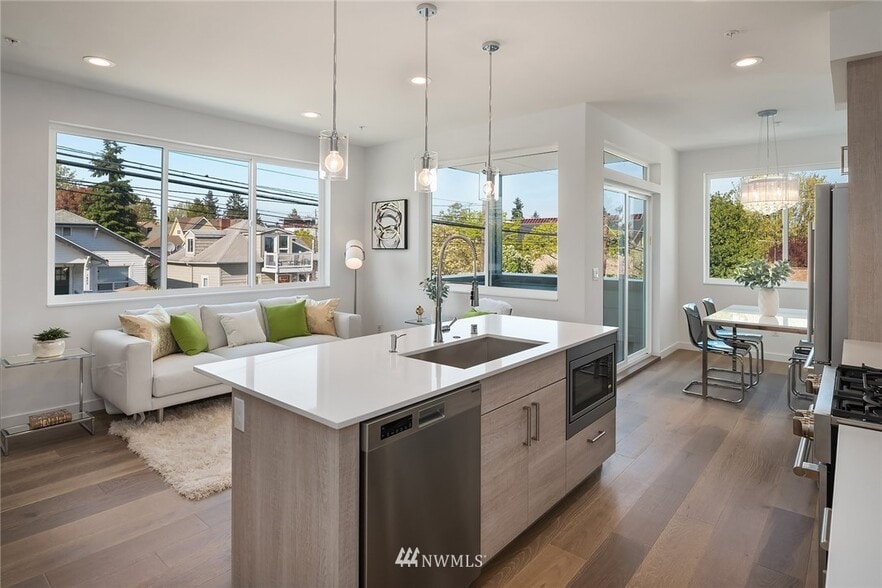 Building Photo - 1485 NW 73rd St