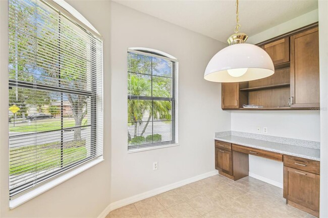 Building Photo - 829 Grand Canal Dr