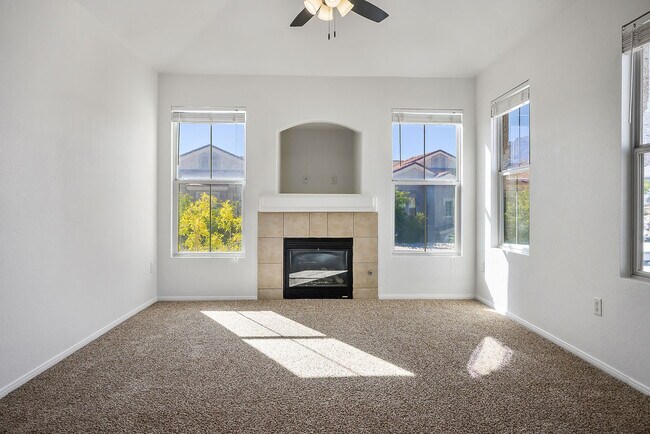 Building Photo - 10550 W Alexander Rd