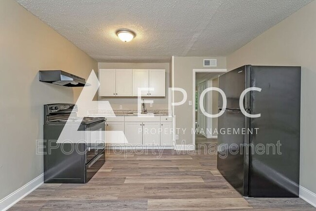 Building Photo - 1078 Betty Dr