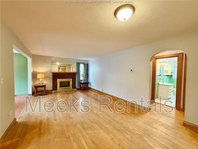 Building Photo - 3013 Ridgeview Dr