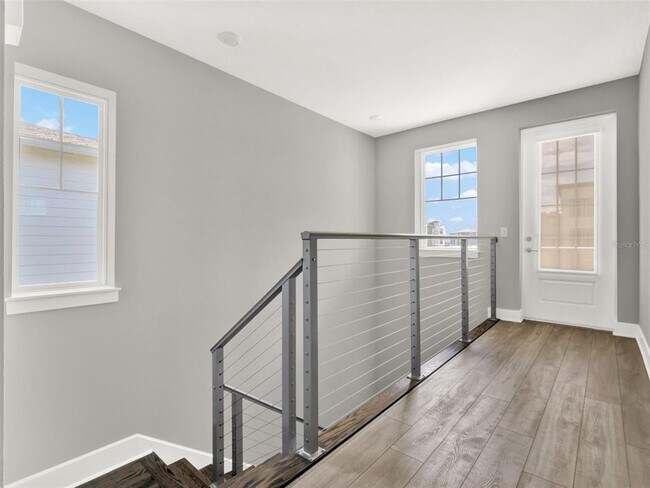 Building Photo - 13782 Grignard Aly