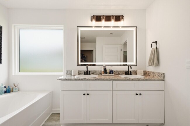 Building Photo - 289 Gray Owl Dr