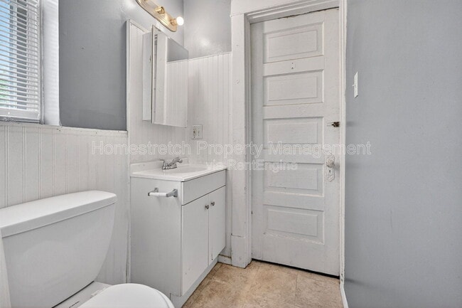 Building Photo - 4617 S Compton Ave