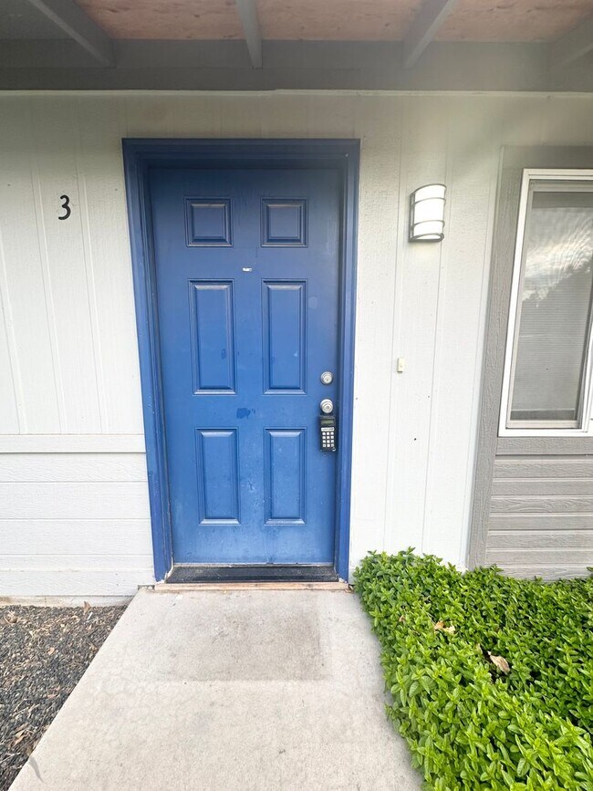 Building Photo - 211 N Indiana Ave