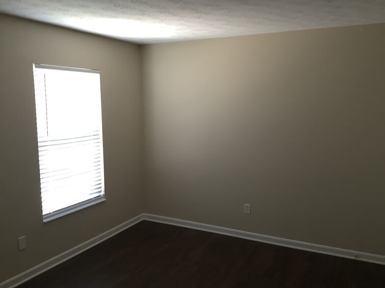 Building Photo - 11789 Holgate Dr