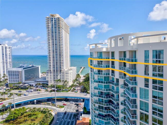 Building Photo - 150 Sunny Isles Blvd