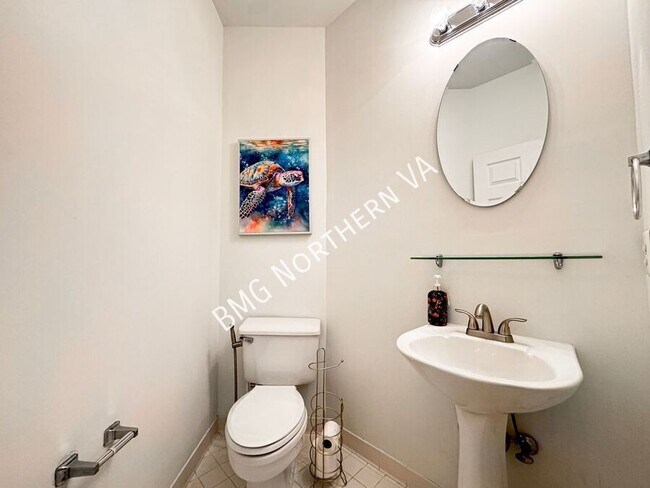 Building Photo - 43003 Golf View Dr