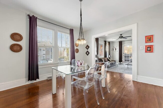 Building Photo - 536 Hawthorne Ln