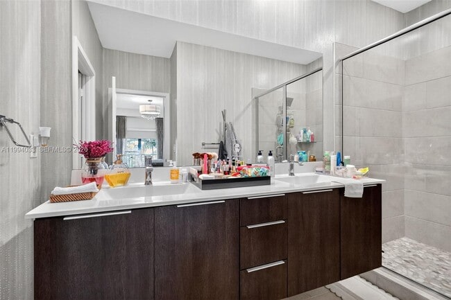 Building Photo - 4740 NW 84th Ave