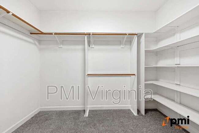 Building Photo - 1128 Kempsville Rd