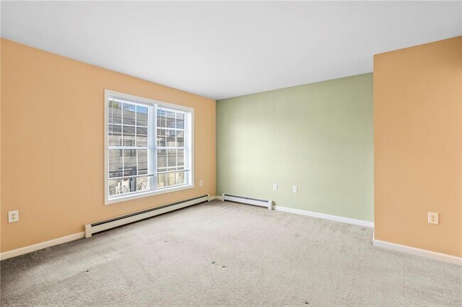 Building Photo - 35 Mapleville Main