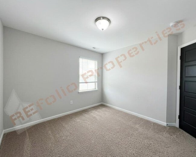 Building Photo - 1014 Midtowne Way