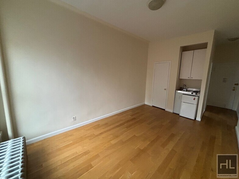 Building Photo - WEST 72 STREET