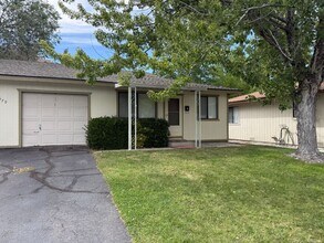 Building Photo - 3679 Grant Dr