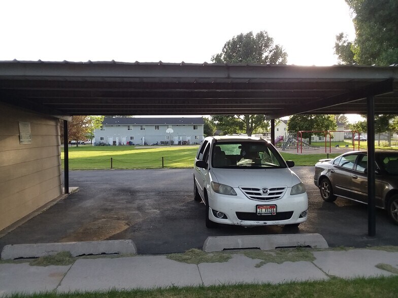 Building Photo - 828 Gloria St