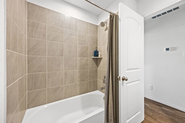 Building Photo - 14200 Yellow Jacket Ct