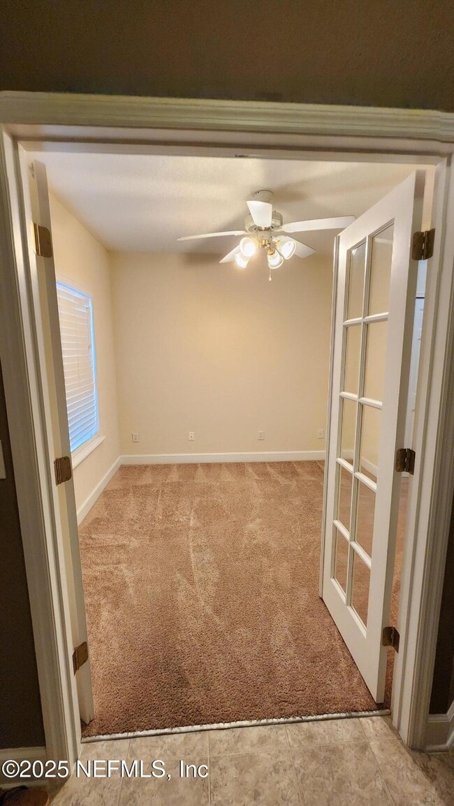 Building Photo - 1823 Lago Del Sur Drive