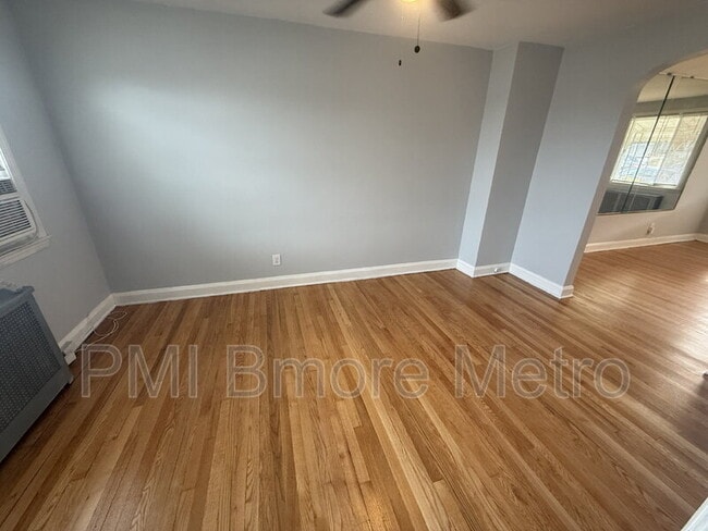 Building Photo - 917 Kevin Rd