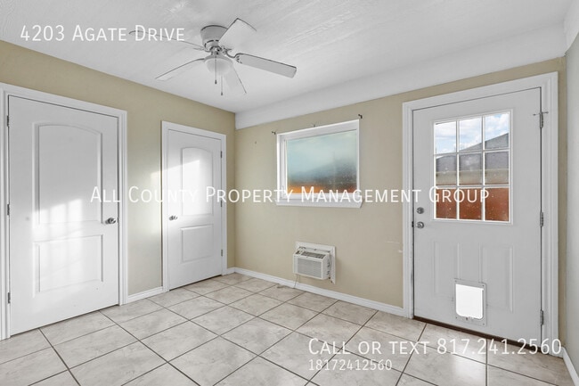 Building Photo - 4203 Agate Dr