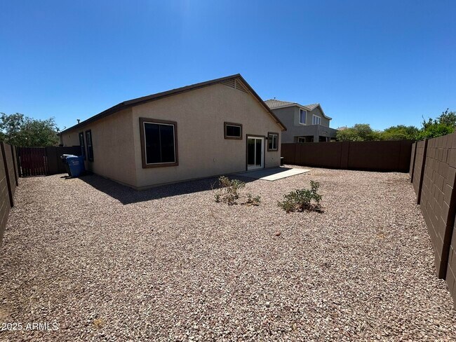 Building Photo - 7210 S 41st Dr