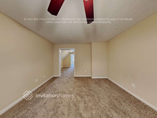 Building Photo - 990 Thousand Oaks Dr
