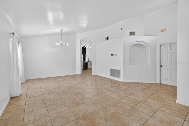 Building Photo - 419 Buckingham Cir