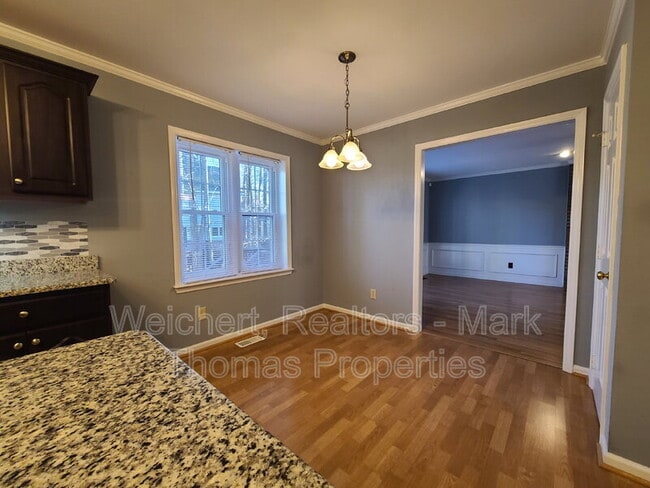 Building Photo - 110 Topsail Ct