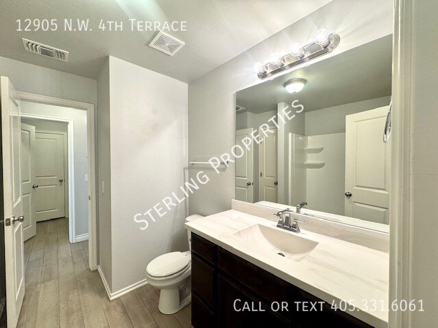 Building Photo - 12905 NW 4th Terrace