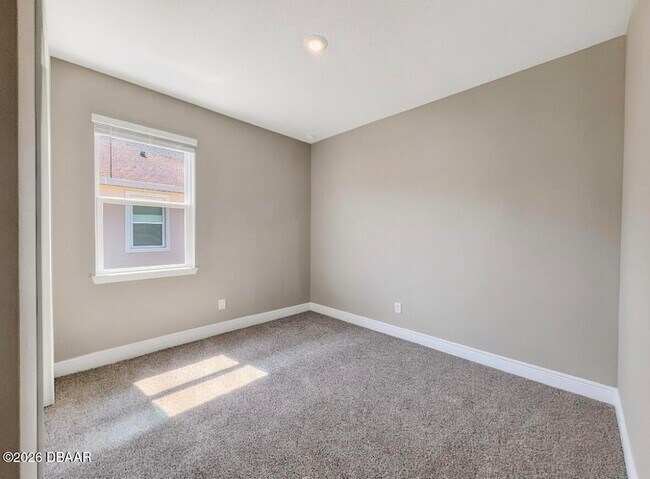 Building Photo - 1212 Pampus Dr