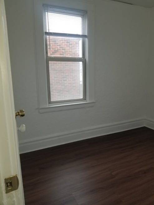 Building Photo - 271 N 12th St