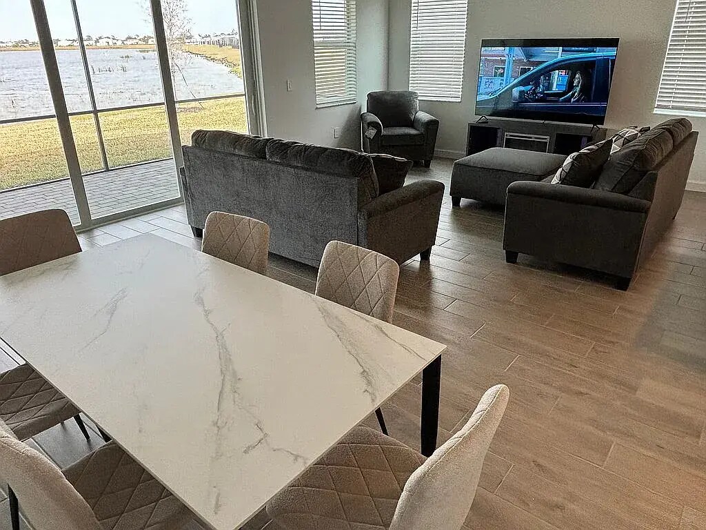 Building Photo - 8256 Shore Lake Dr