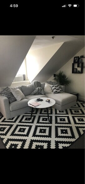 Building Photo - 767 Tremont St