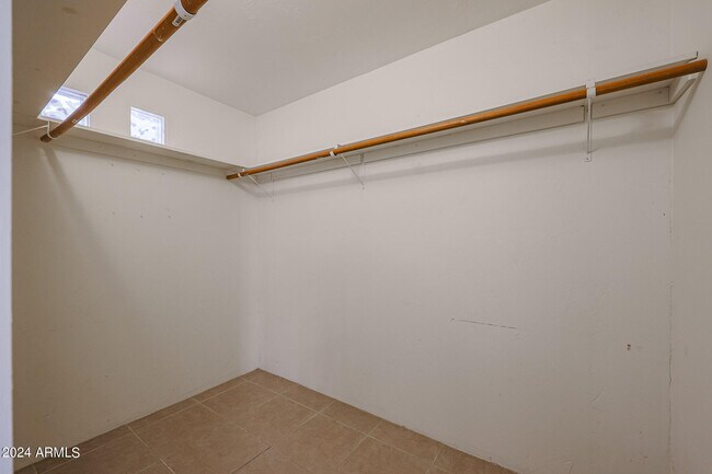 Building Photo - 7030 N 14th Ave