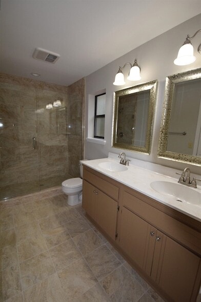 Building Photo - 1700 Green Ridge Trail