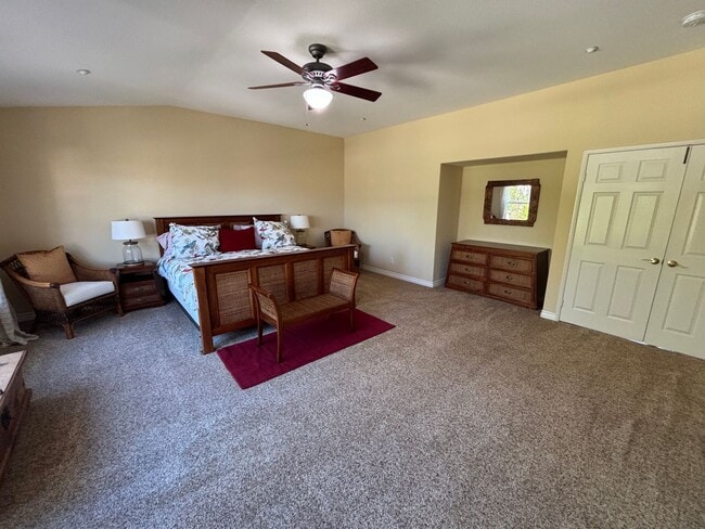 Building Photo - Gorgeous and spacious 5 bedroom FURNISHED home in Canyon Crest for rent!