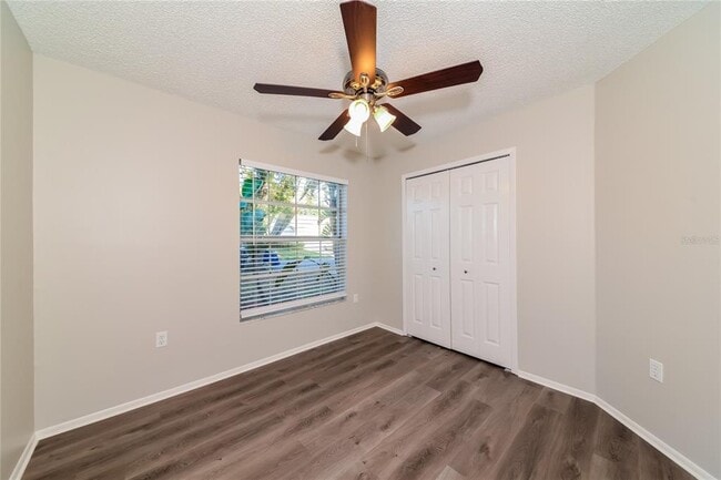 Building Photo - 4454 6th Ave E