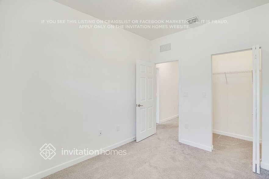 Building Photo - 11461 SW 252nd Ter