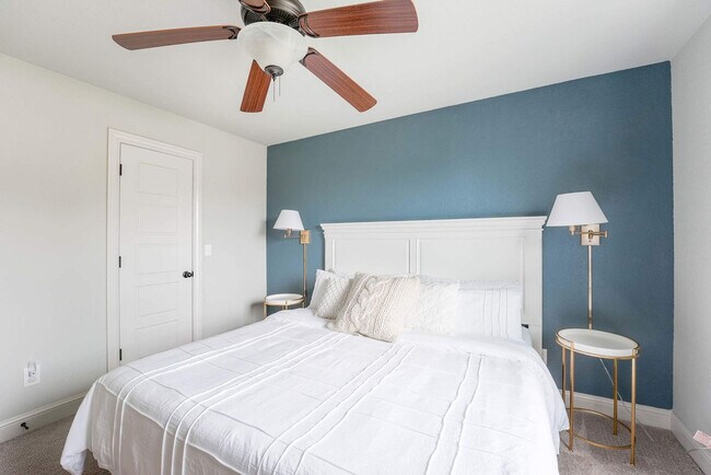 Building Photo - 967 Glass St