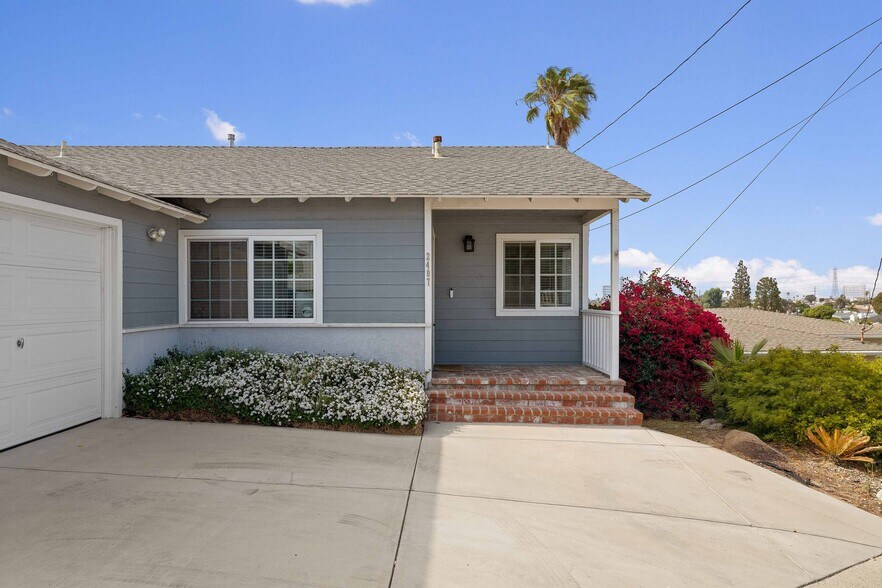 Building Photo - 2407 Ripley Ave