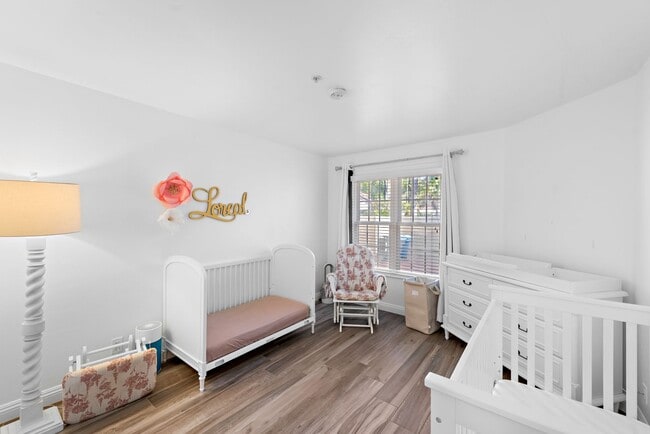 Building Photo - 747 Via Otono