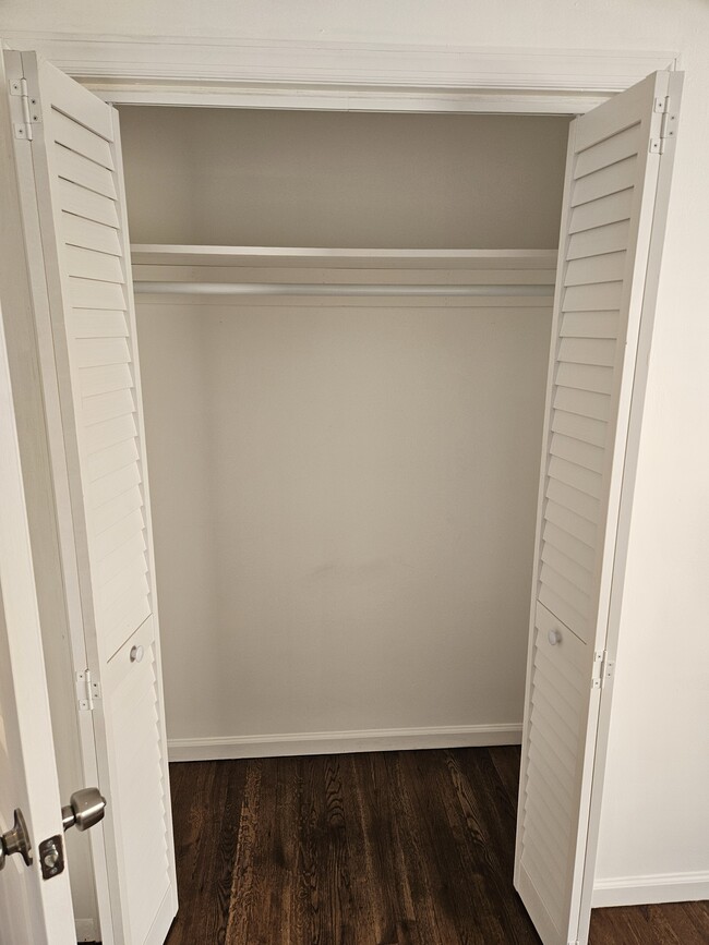 large closet - 1403 Union St